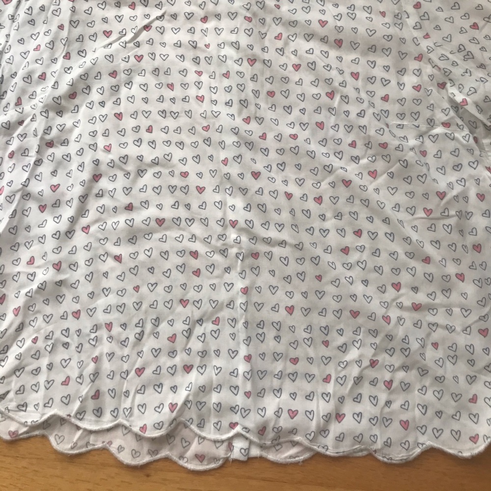 Heart pattern blouse - Picture 4 of 4